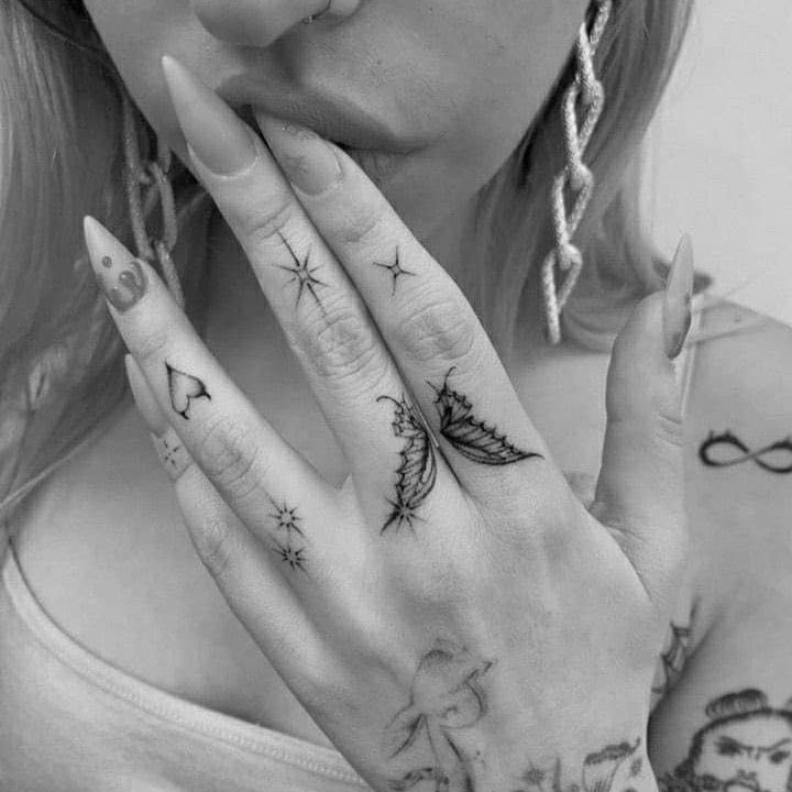 23 Finger Tattoos That Are Subtle and Stylish